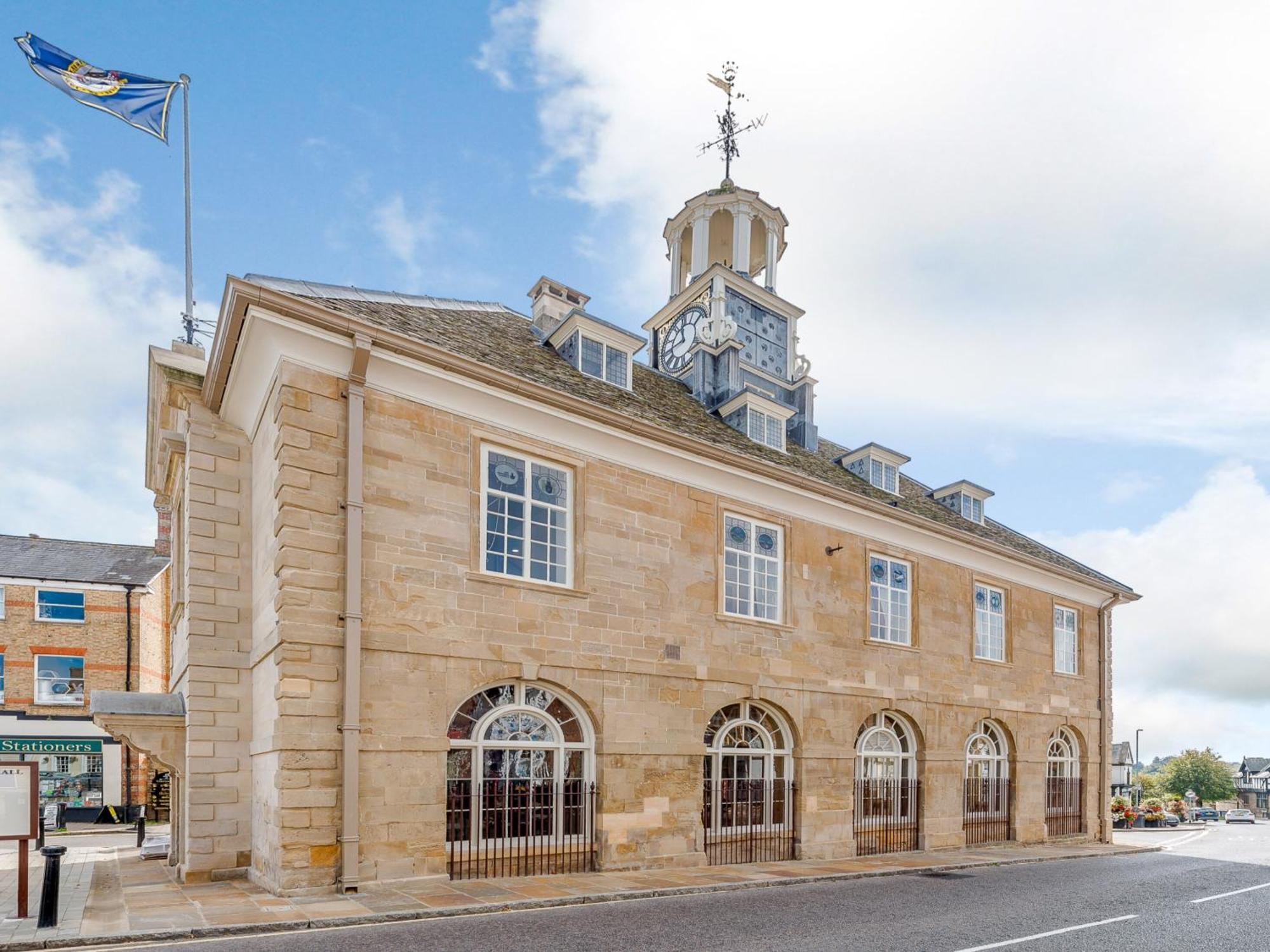 The Loft At Brackley Town Hall ภายนอก รูปภาพ